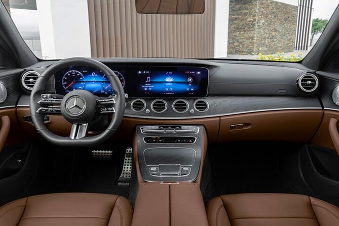 Transfer from Heathrow Airport LHR to Central London by Sedan - The Ride to Central London: Comfort, Timing, and Real-World Expectation