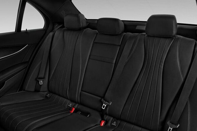 Transfer from Heathrow Airport LHR to Central London by Sedan - Value Check: When This $98.42 Private Transfer Is a Good Deal
