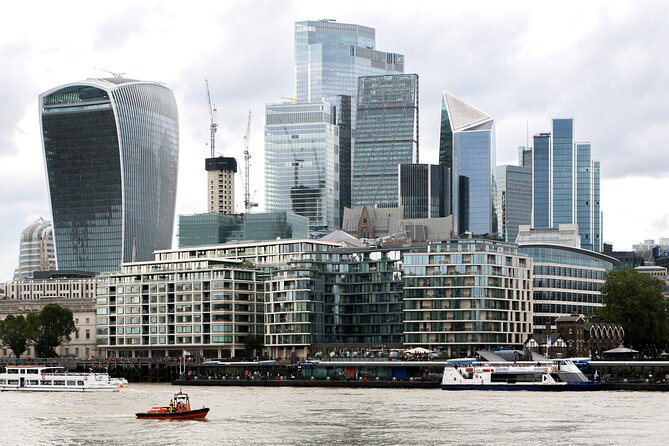 Transfer from London Stansted Airport to Central London - Luggage rules that can make or break a smooth pickup