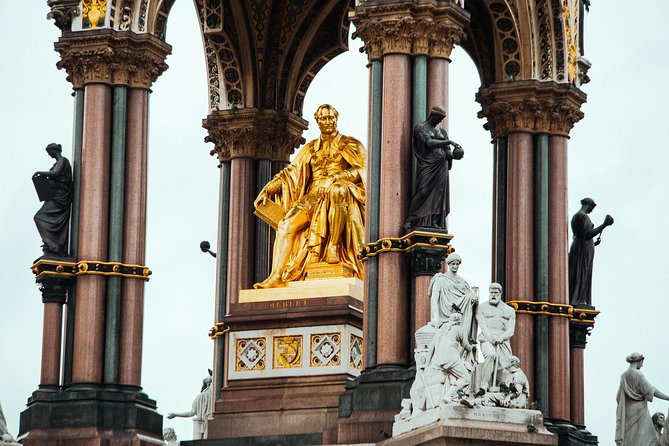 Treasures of London: The Royal Family Private Tour - Starting Bayswater, Ending by Buckingham: Easy to Stitch Into Your Day