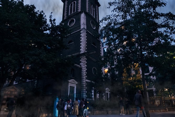 Ultimate Jack the Ripper : Guided Tour of London - Entering Whitechapel at street level, not in a museum