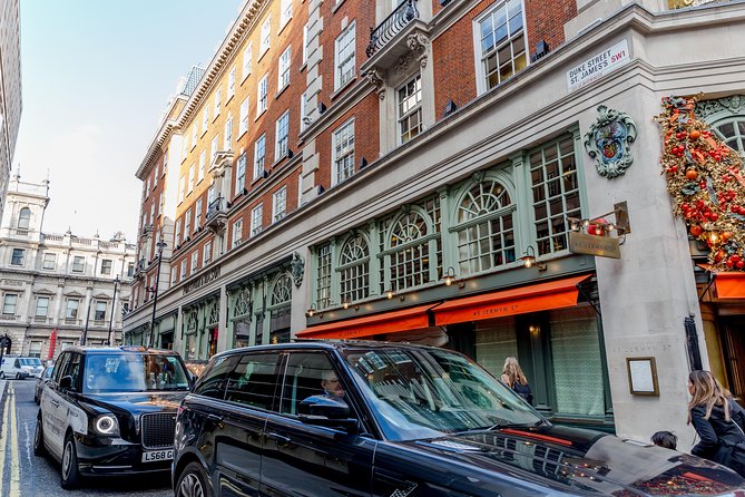 Unique London Walk: Secrets of Mayfair - Private Tour - St James’s Palace area: Regency retail origins and a Mad Hatter style nod