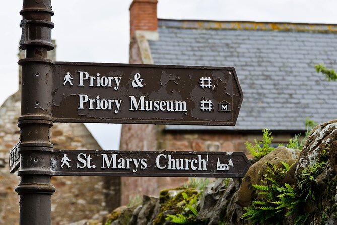 Vera Tour of Northumberland TV Locations - Holy Island (Lindisfarne): the Vera connection and the causeway moment