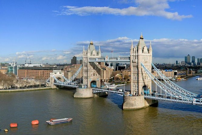 Vintage London Bus Tour Including Cruise with London Eye Option - Buckingham Palace and Westminster Abbey photo stops, in the right order