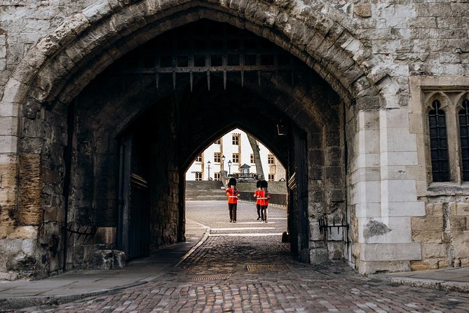 VIP Early Access Opening Ceremony Tower of London & River Cruise - Jewel House access: seeing the Crown Jewels without the crush