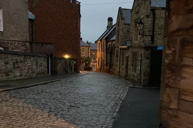 Walkabout Durham History Tour - A great Durham starter, built for your first hour and a half