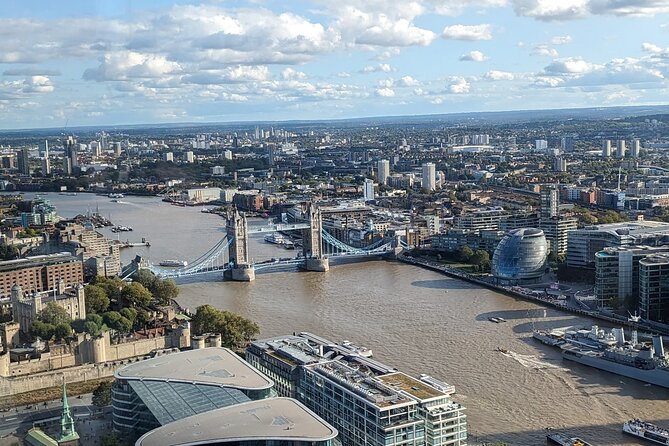 Walking Tour in London with Tower Bridge and St Pauls Cathedral - Key takeaways before you go