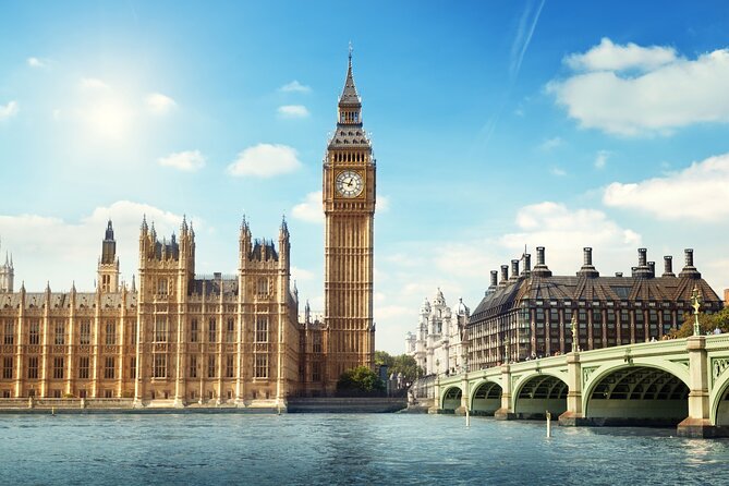 Walking Tour of London Westminster Abbey, Big Ben, Buckingham - Big Ben and the Houses of Parliament, what you can see from the street