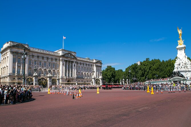 Walking Tour of London Westminster Abbey, Big Ben, Buckingham - Westminster Abbey: choosing the 3-hour self-visit or the 4-hour guided inside