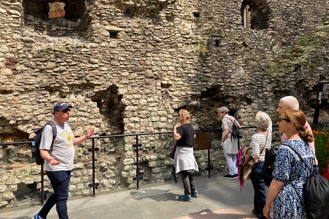 Walking Tours - Sights of London- price includes upto 10 people - Start at St. Paul’s Churchyard, then walk the literary City