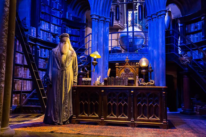 Warner Bros. Studio Harry Potter Tour with Superior Transport from London - Choosing a morning or afternoon departure: why timing decides your enjoyment