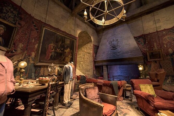 Warner Bros. Studio Tour London Transport Only by Bus - One drawback to keep your expectations straight