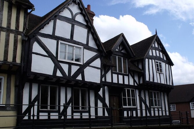 Warwick Self-Guided Immersive Audio Walking Tour - Key things to know before you go