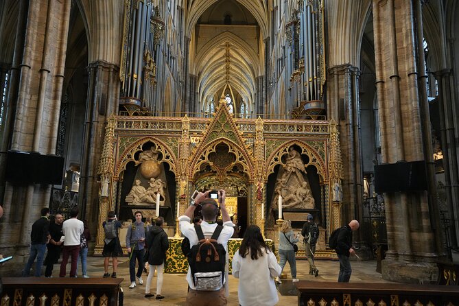 Westminster Abbey, Big Ben, Buckingham Guided Tour of London - St. James’s streets: the tour earns its ending
