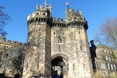 Windermere & Lake District Tour from Manchester Including Cruise