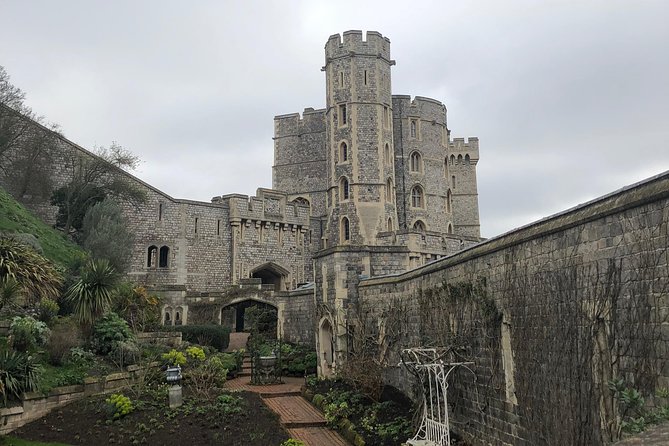 Windsor Castle and Eton College Private Car with Driver Guide - Windsor Castle State Apartments: What Two Hours Buys You