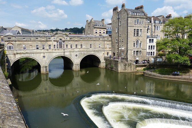 Windsor Castle, Bath and Stonehenge Tour - Bath: UNESCO city vibes, Bath Abbey area, and Pulteney Bridge