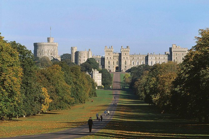 Windsor Castle, Stonehenge & Bath Private Car Tour from London - Stonehenge with context, not just views