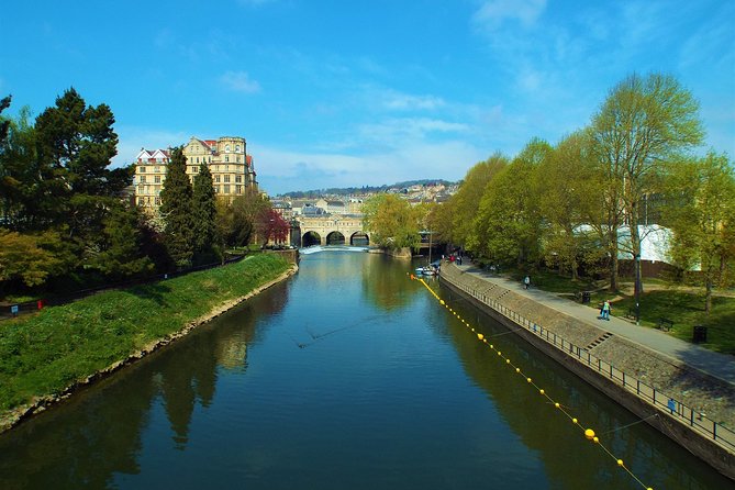 Windsor Castle, Stonehenge & Roman Baths Private Tour - Bath’s Roman Baths Area, Royal Crescent, and the Two-Hour Reality Check