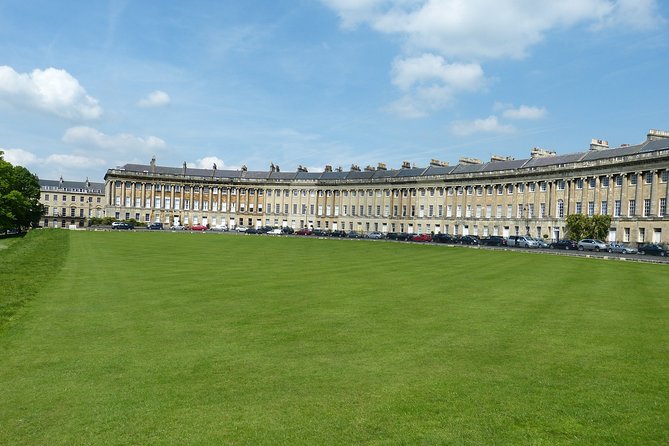 Windsor Castle, Stonehenge & Roman Baths Private Tour - Price, Comfort, and When This One-Day Combination Works