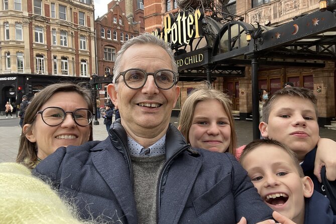Wizarding London: Interactive Game & Magical Walking Tour - The offline game on your phone: what that experience actually feels like