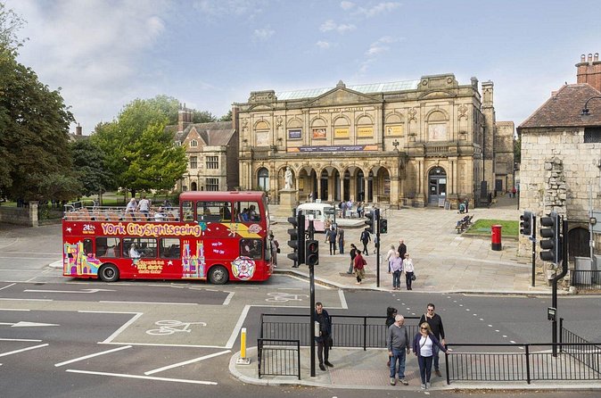 York Day Rail Tour from London Including Hop-on Hop-off Tour - York Minster and St Peter’s Cathedral: where your day’s story starts