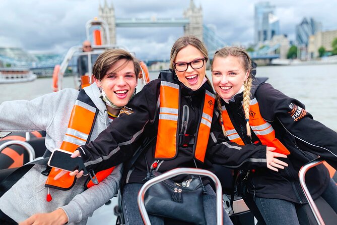 Your Own Boat! - Canary Wharf, Greenwich, and the O2 Arena
